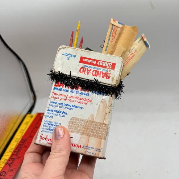 Halloween Decor Assemblage - Mummy in Bandage Tin - Picture 8 of 11